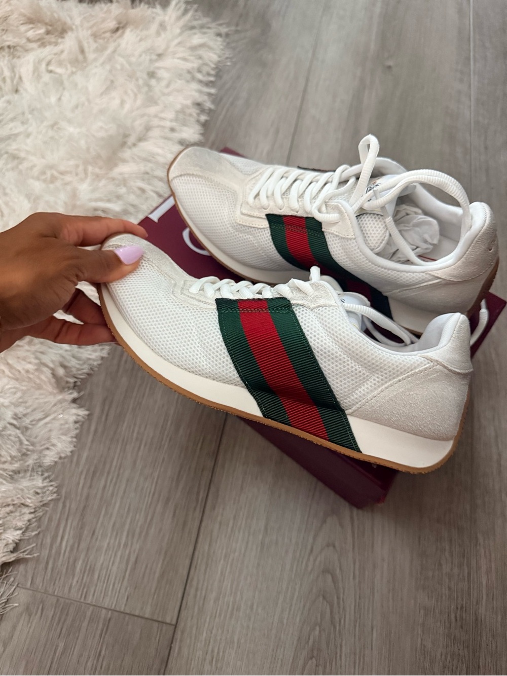 GUCCI Tempo Sneaker- White Women's Fashion Sneakers with Green & Red Stripe